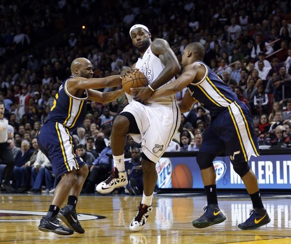 V USA vlani pod košmi najúspešnejší LeBron James