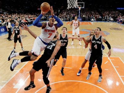 Hráčmi týždňa Carmelo Anthony a James Harden