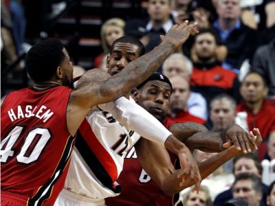 Matthews odistil trojkový guľomet a skolil Miami
