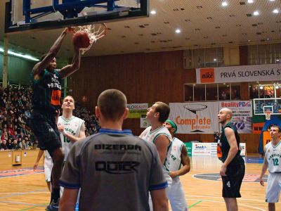 Handlová víťazstvom v „baníckom“ derby ukončila dlhý pôst