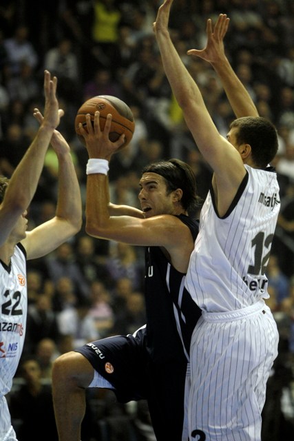 Vujačič porušil disciplínu, Efes ho stiahol z nominácie