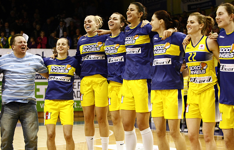 Zakorčuľujte si s Good Angels
