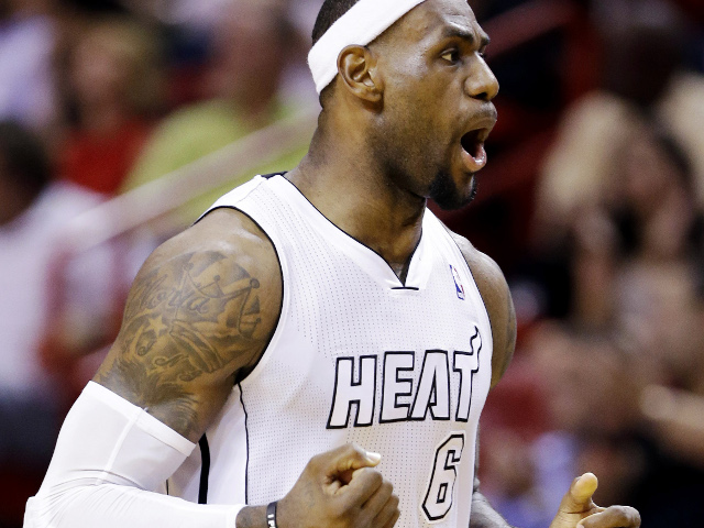 LeBron James sa blysol rekordom, Bryant neviditeľnosťou