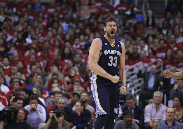 Memphis má po výhre v LA nad Clippers postupový mečbal