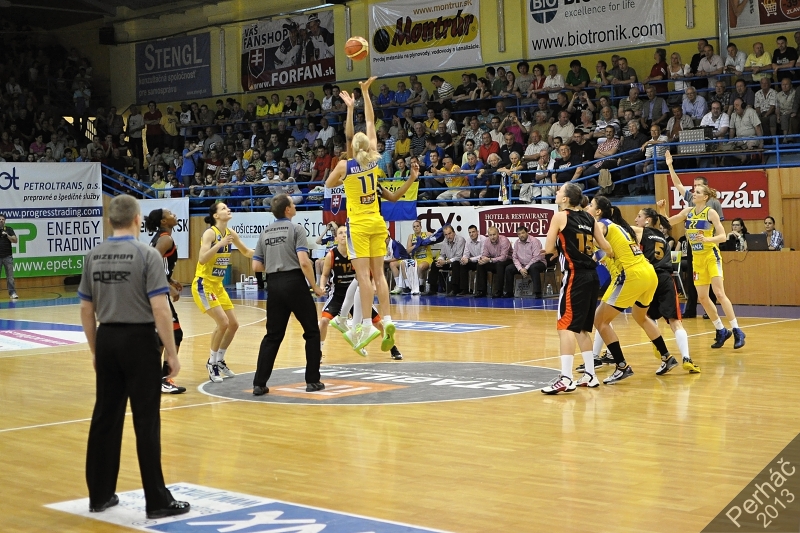 Fotogaléria z rozhodujúceho zápasu Good Angels – Ružomberok