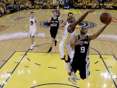 Durant sám nestačil, vo finále Spurs a Grizzlies