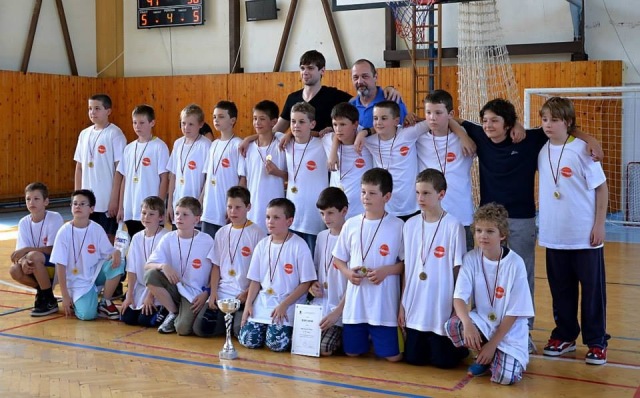 Mladší minižiaci zo Žiliny majstrami Slovenska v basketbale