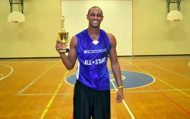 Do Nitry prichádza Elton Frazier