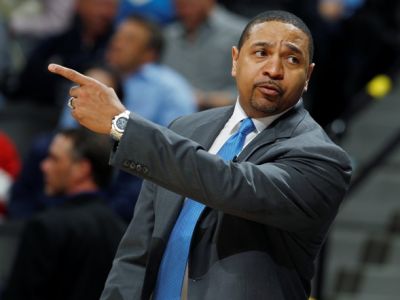 Kouč Golden State si za múrmi väznice zahral s odsúdenými