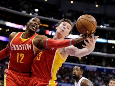 San Antonio padlo v bitke o Texas, Boston v Milwaukee