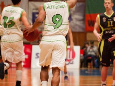 Našou vizitkou je tímová robota, povedal Jefferson