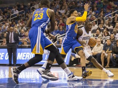 Golden State útočí na svoj rekord, zahanbení Lakers