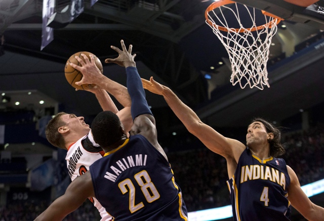 Indiana narazila v Toronte, Nowitzki pridrahou volavkou