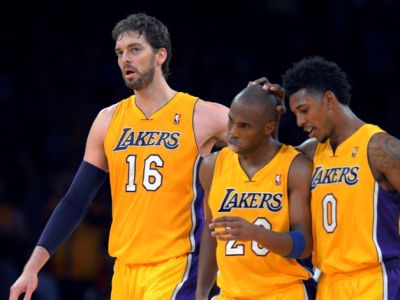 Dynastia Lakers na kolenách
