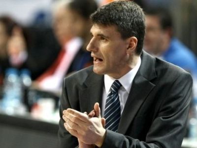 Valencia udržala na lavičke chorvátsku legendu Perasoviča
