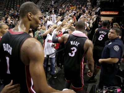 LeBron precitol a strhol Miami, finále je vyrovnané