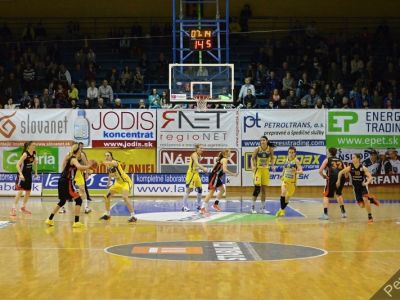 Ružomberčanky vyrovnali finále, Šamorínčanky sériu o bronz