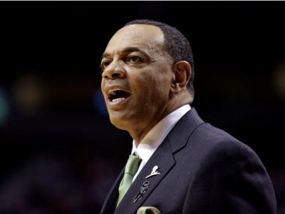 Hollins novým trénerom Brooklynu