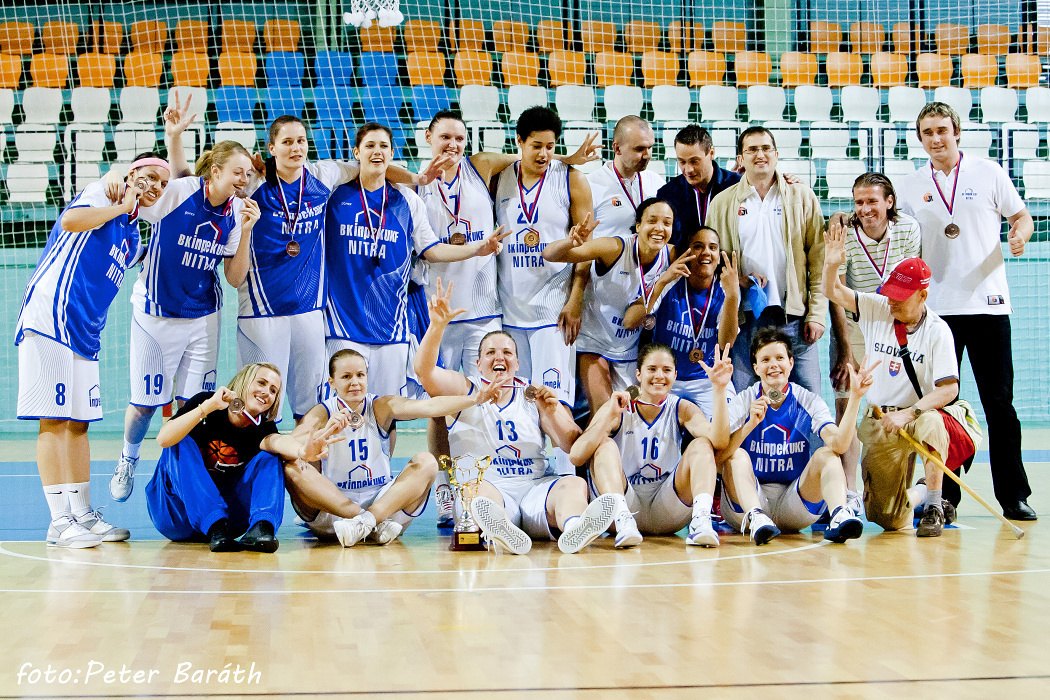 Ožíva ženský basketbal v Nitre