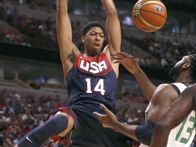 Anthony Davis ukazuje, že raz bude legendou