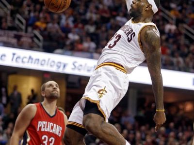 James doviedol Cavaliers k víťazstvu, trápenie Knicks pokračuje