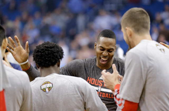 Warriors uspeli aj v Dallase a natiahli víťaznú sériu na 15 zápasov