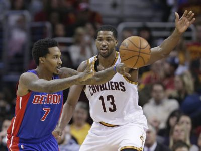 Detroit uspel na palubovke Clevelandu, Toronto opäť vyhralo