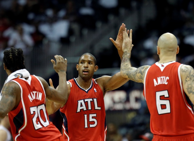 V tretích zápasoch druhé prehry Miami aj Lakers