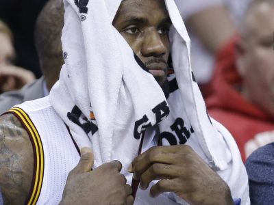 LeBron James nasledujúce dva týždne mimo hry