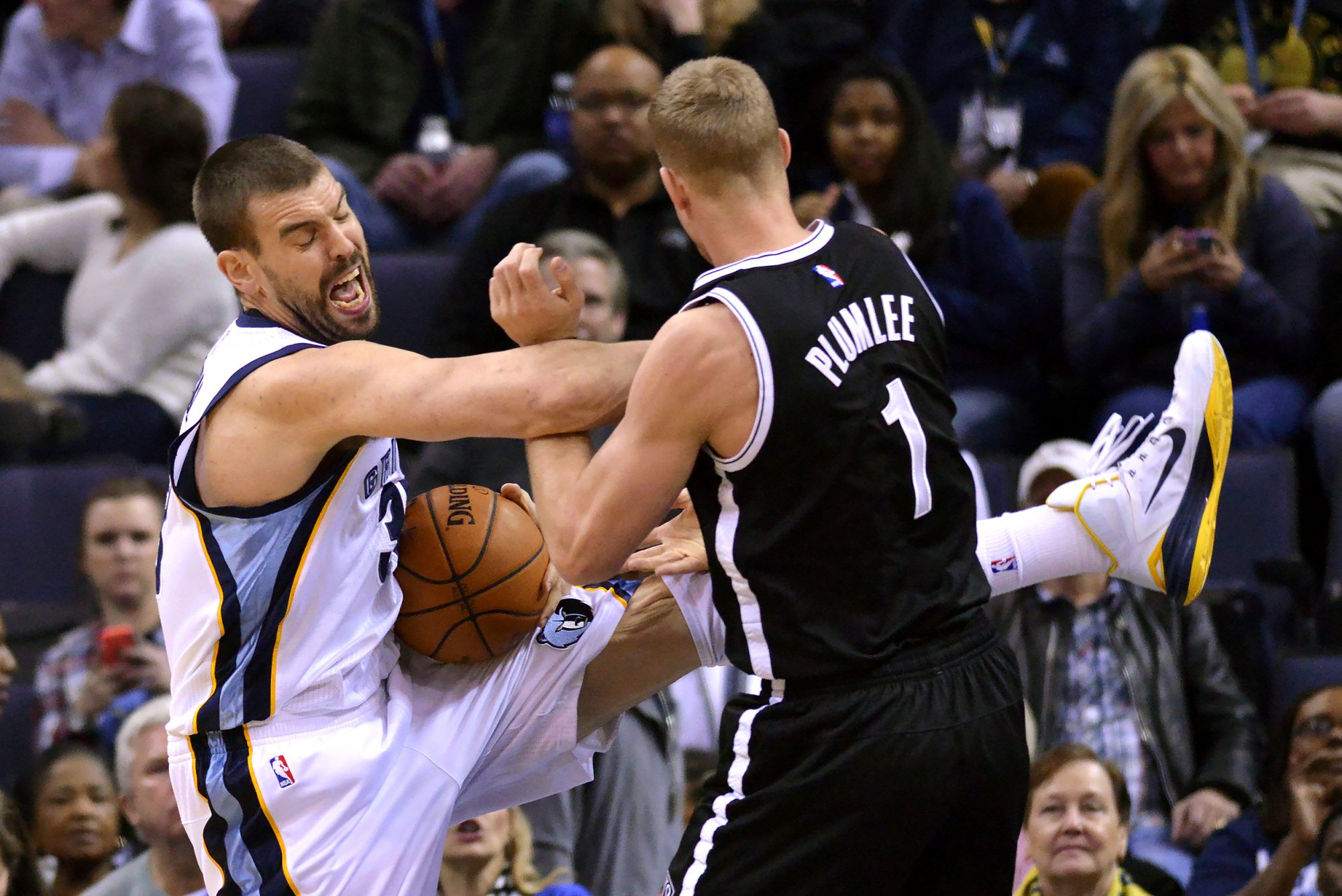 Memphis zdolal Brooklyn, Lakers si pripísali piatu prehru za sebou