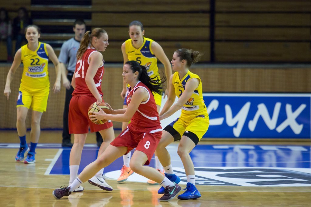 Hladko spečatený postup