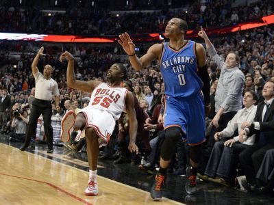 Westbrook opäť hviezdil, no jeho 43 bodov Oklahome k triumfu nestačilo