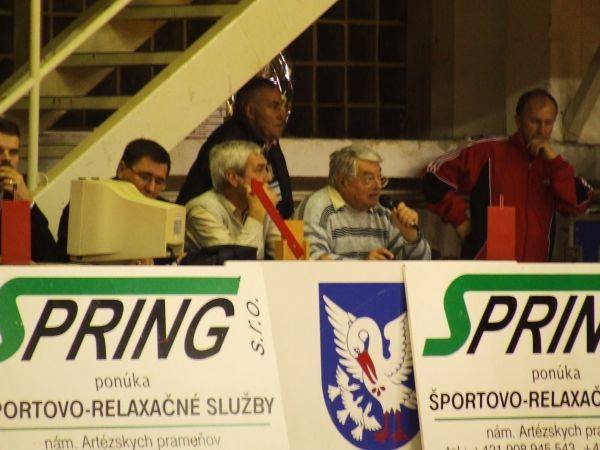 Zomrela osobnosť lučeneckého basketbalu – Ján Šufliarsky