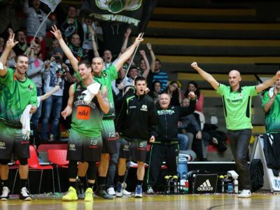 Odborníci tipujú na titul Prievidzu, na prvenstvo neveria Komárnu