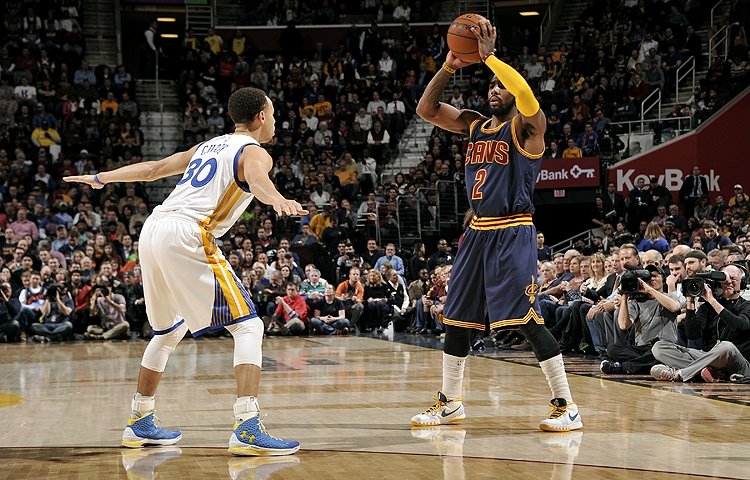 V Oaklande dominoval James, Cavaliers vyrovnali stav série