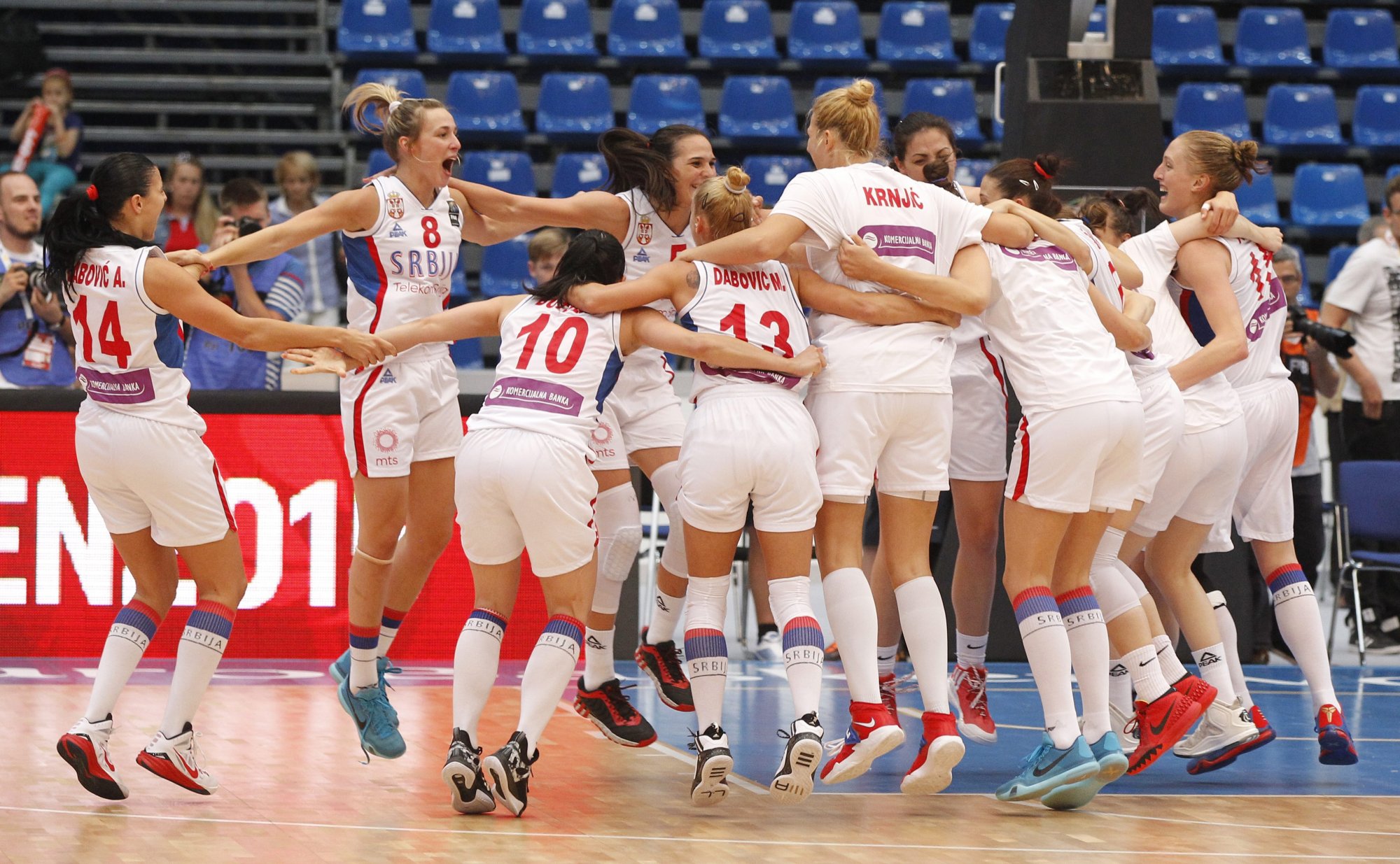 Basketbalistky Srbska vyhrali majstrovstvá Európy, Španielky tretie