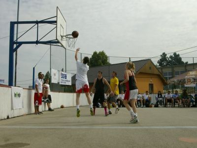 Na Rosina Streetball Cupe 42 tímov