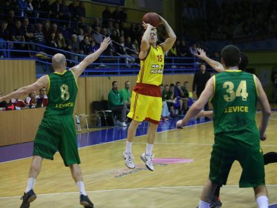 Nuber: Ešte nepatrím do starého železa