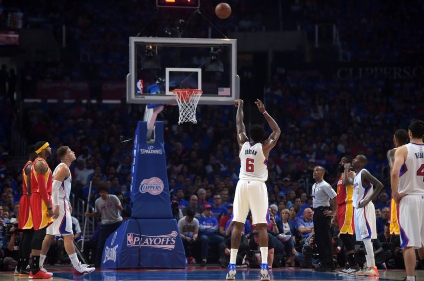 DeAndre Jordan útočí negatívne na históriu, v noci nedal 22 trestných hodov