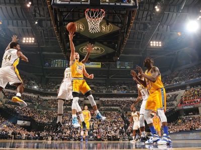 Golden State po triumfe v Indiane naďalej bez prehry