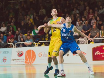 Fotogaléria zo zápasu Levickí Patrioti vs. VŠEMvs Karlovka Bratislava