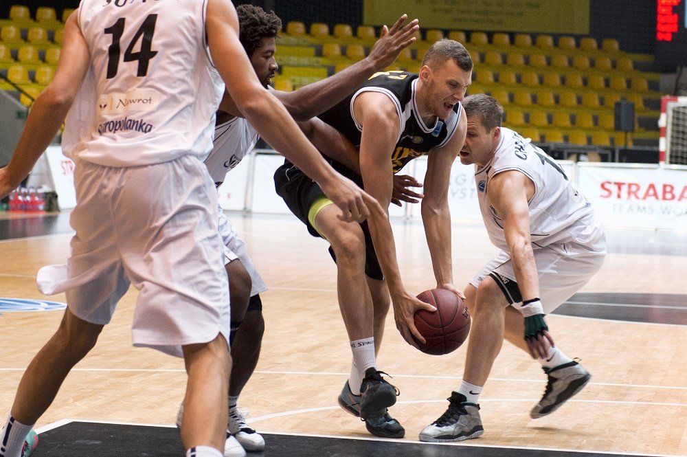 Mrviš utrpel vážne zranenie, Bannistera to mrzí
