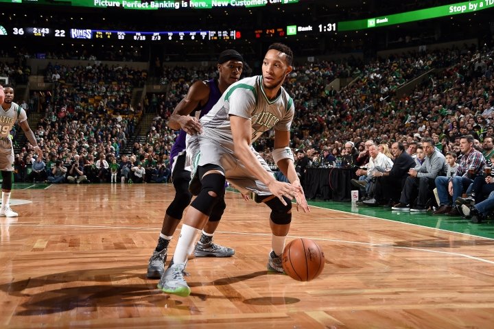 Boston zdolal Sacramento 128:119 a natiahol víťaznú šnúru na štyri zápasy