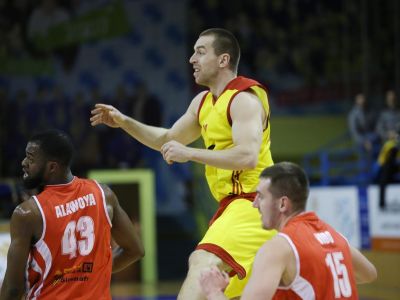 Býci sa pred play-off naladili víťazne