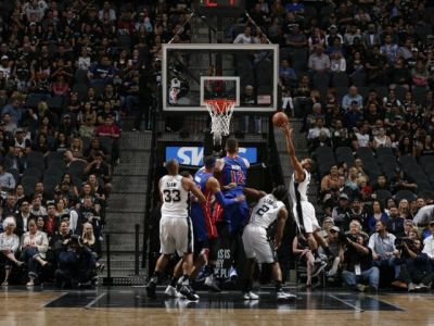 San Antonio po triumfe nad Detroitom ťahá šesťzápasovú víťaznú šnúru