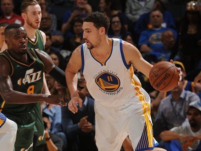 Golden State si poradil s Utahom, Boston vyhral 14. domáci duel v sérii