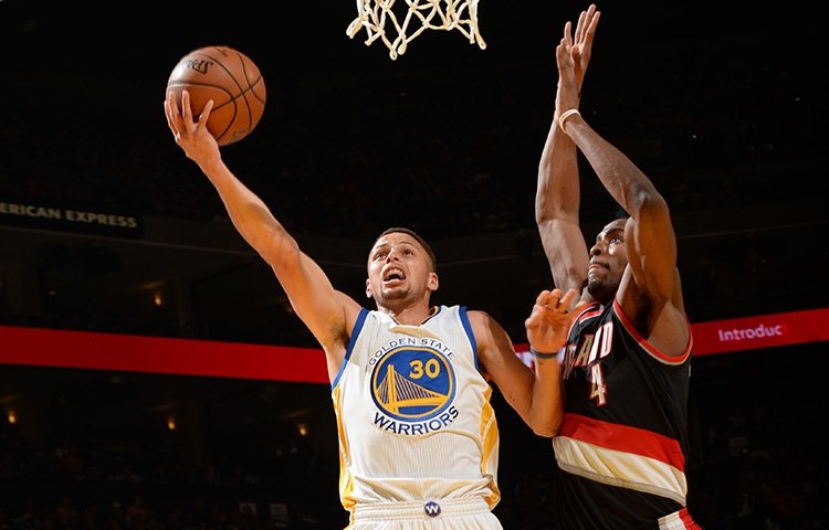 Golden State opäť víťazne, Portland zdolalo 136:11