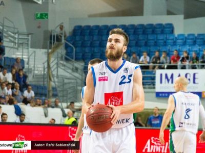 Jelínek odcestoval do Dallasu zabojovať o šancu v NBA