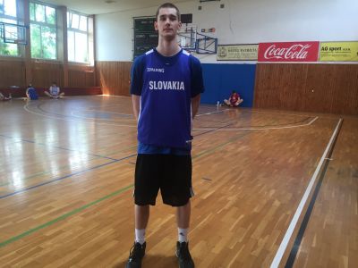 Bol majstrom v skoku do výšky, teraz túži po NCAA