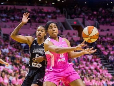 Phoenix Mercury porazili San Antonio Stars